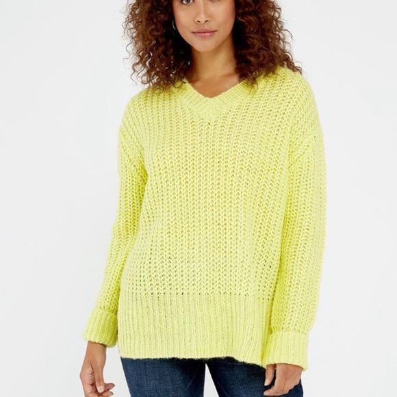 RD Cloth. Relaxed Boxy Cozy Oversized Candy Coated Lime Green Sweater Tunic M - Picture 2 of 16